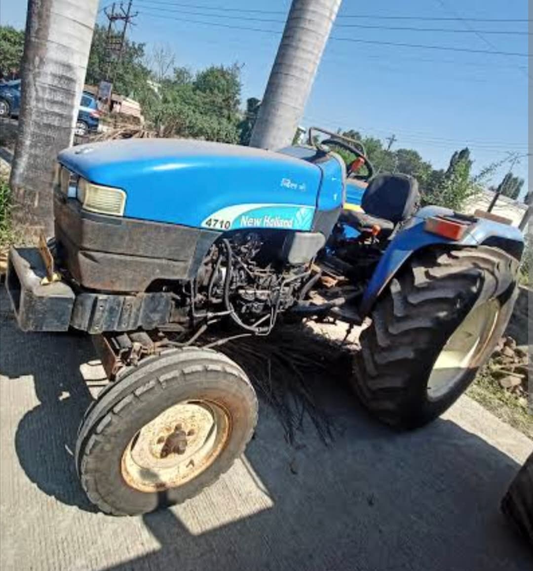 New holland 4710 With Canopy (2) New holland 4710 With Canopy (2)
