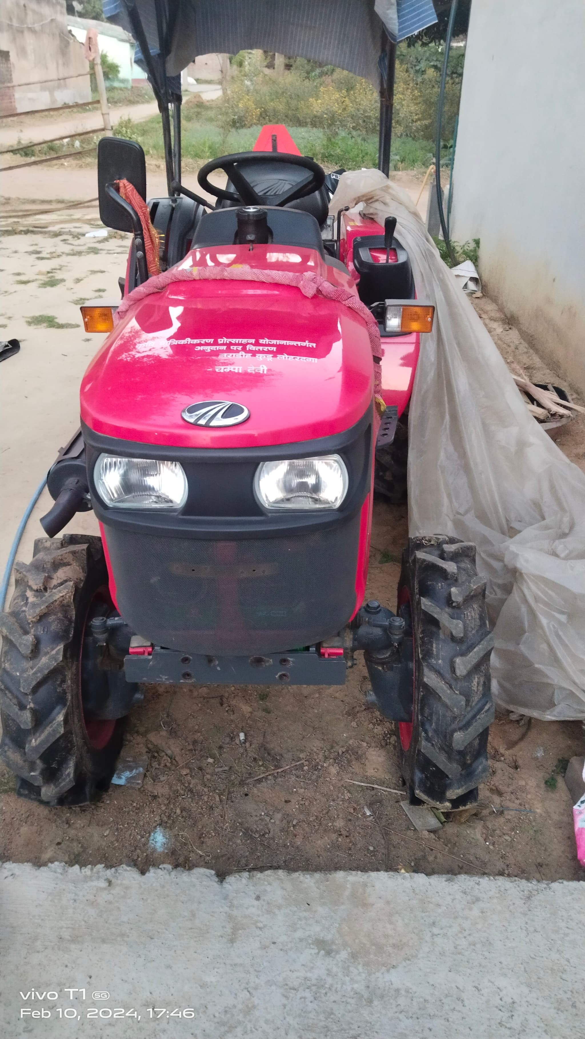 Mahindra JIVO 245 DI 4WD