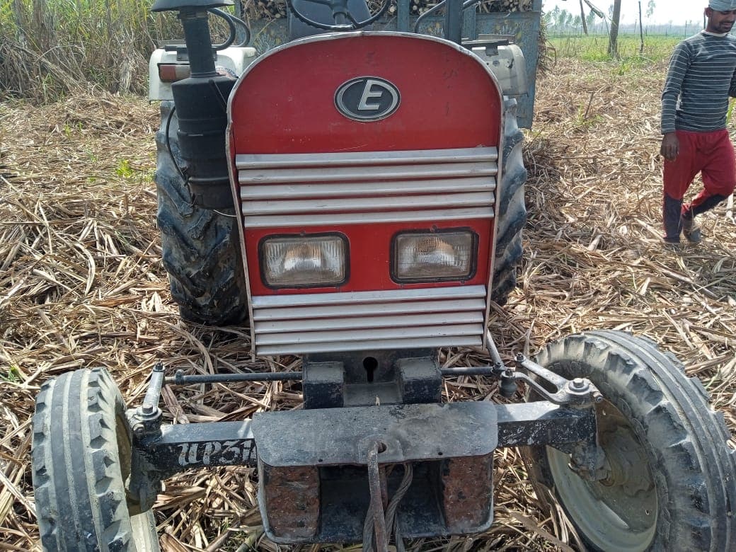 Eicher 242 (3)
