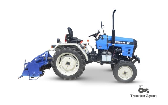 Powertrac Steeltrac 25 tractor Powertrac Steeltrac 25 tractor
