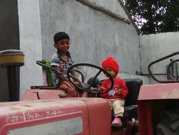 Mahindra 575 DI (1)