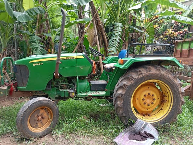 John deere 5042 D (3) John deere 5042 D (3)