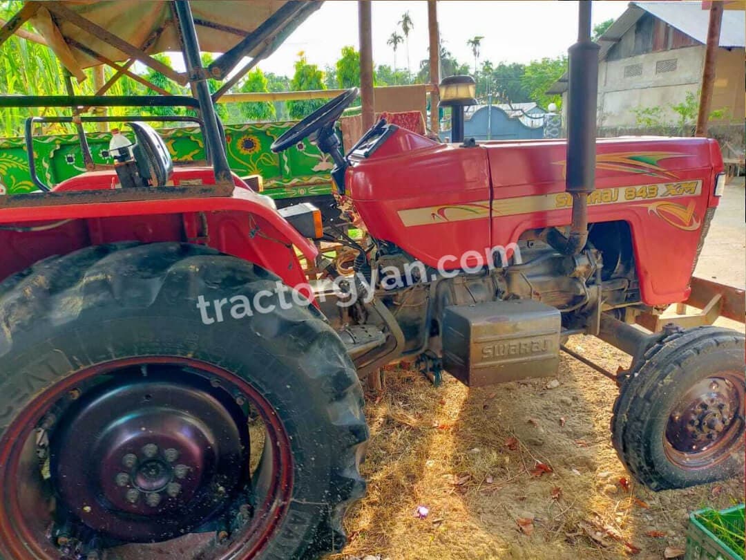 Swaraj 843 XM (2)
