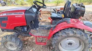Massey ferguson 6028 4WD (1)