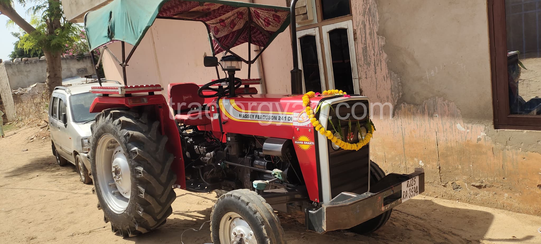 Massey ferguson 241 DI Mahashakti (3)