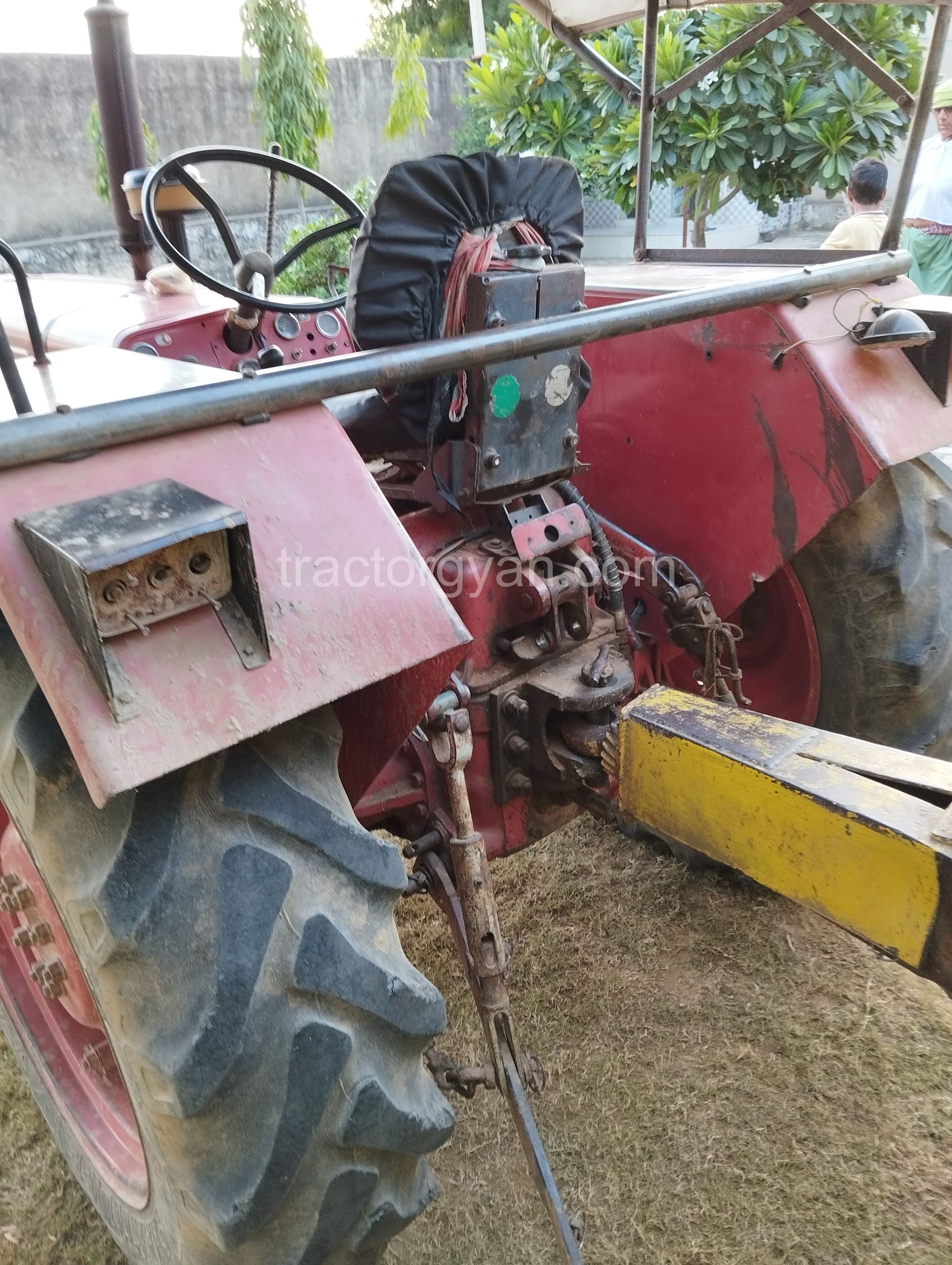 Mahindra 265 DI Bhoomiputra (4) Mahindra 265 DI Bhoomiputra (4)