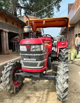 Yuvo 575 DI 4WD