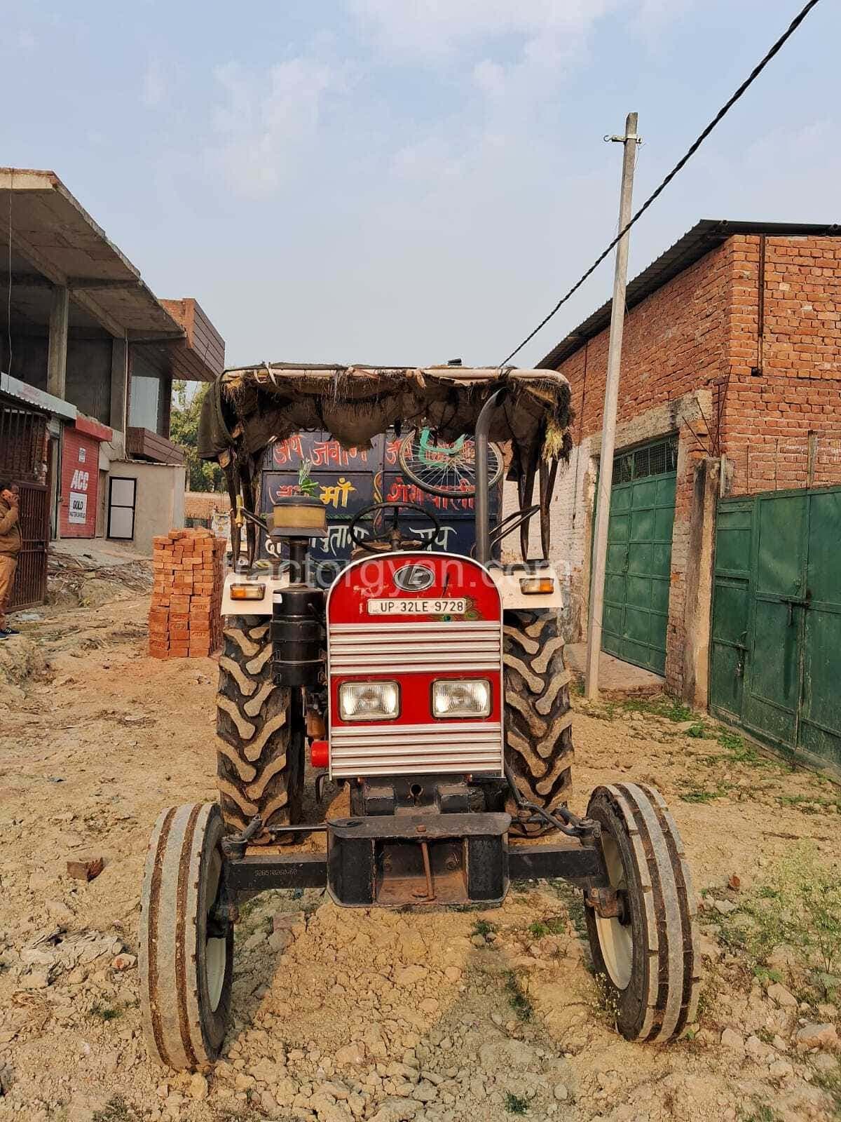 Eicher 242