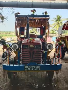 Mahindra 575 DI (1) Mahindra 575 DI (1)