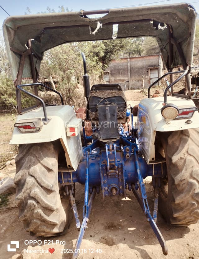 Farmtrac 50 powermaxx (4) Farmtrac 50 powermaxx (4)