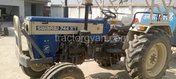 744 XT