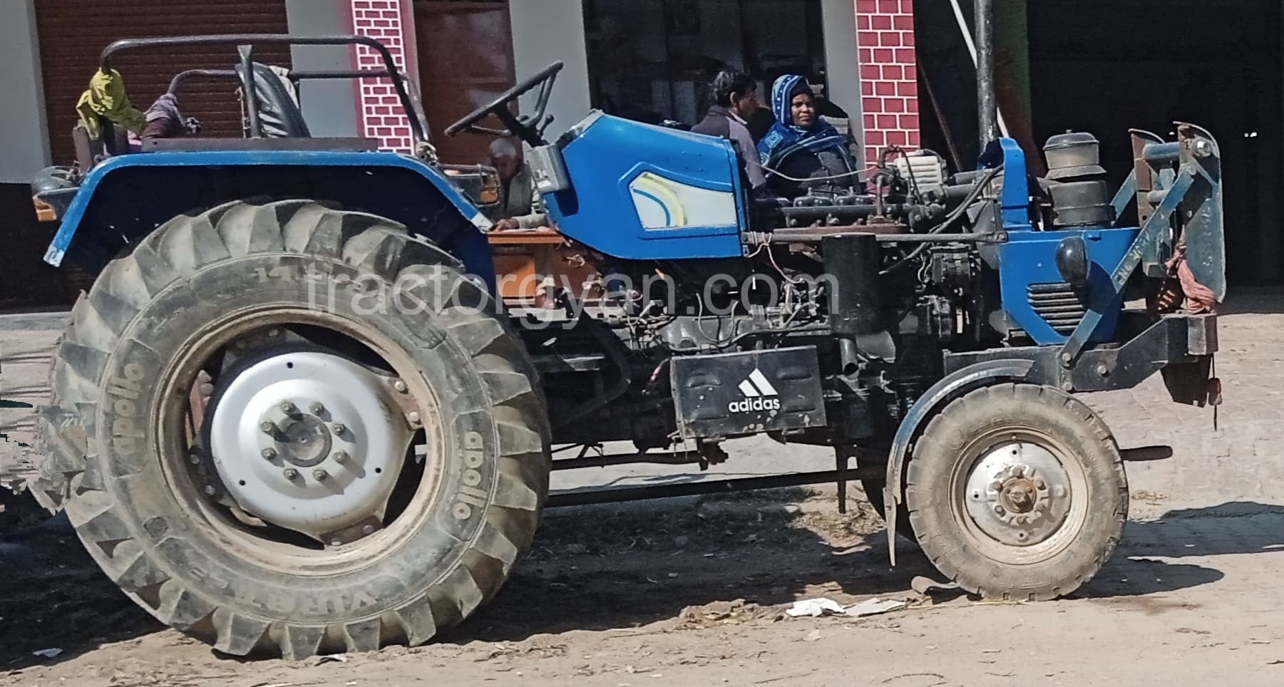 Sonalika DI 750III
