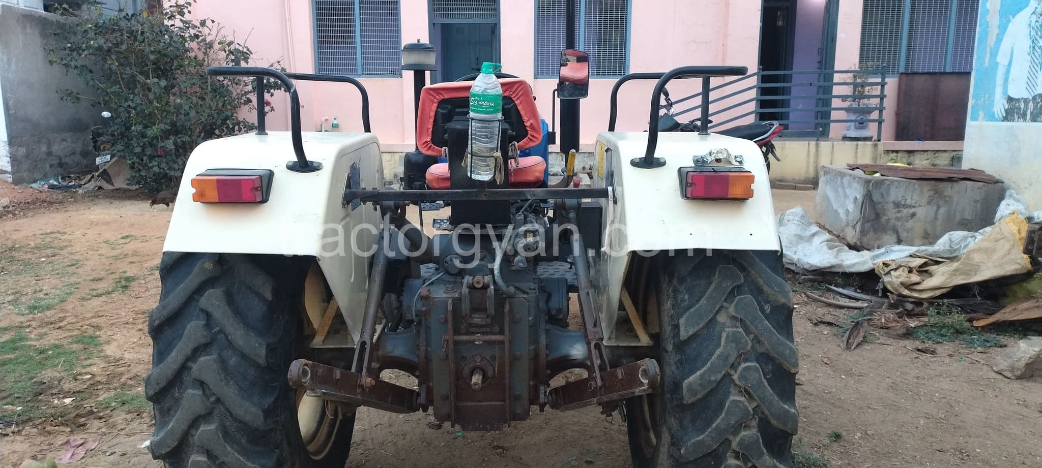 Swaraj 744 XT (4)
