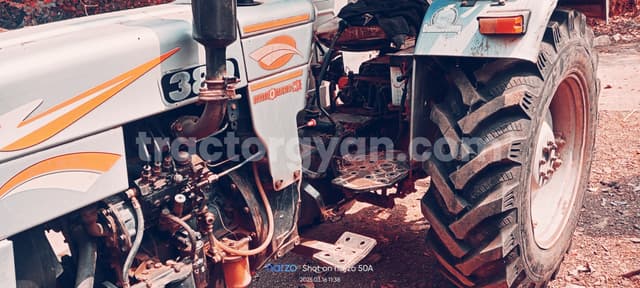 Eicher 380 (2)