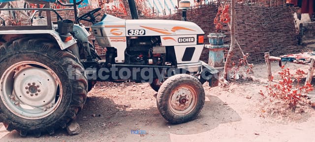 Eicher 380 (4)