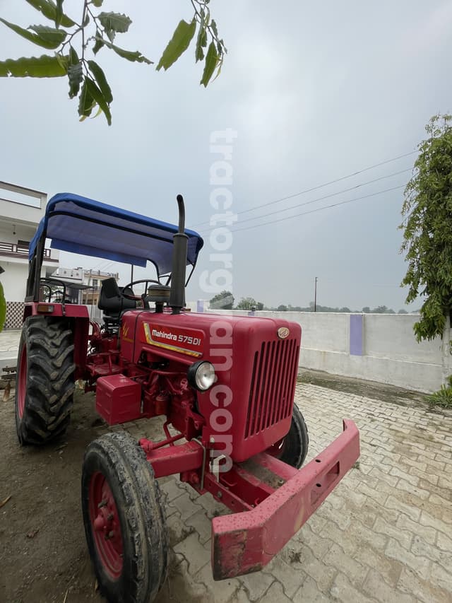 Mahindra 575 DI (2)