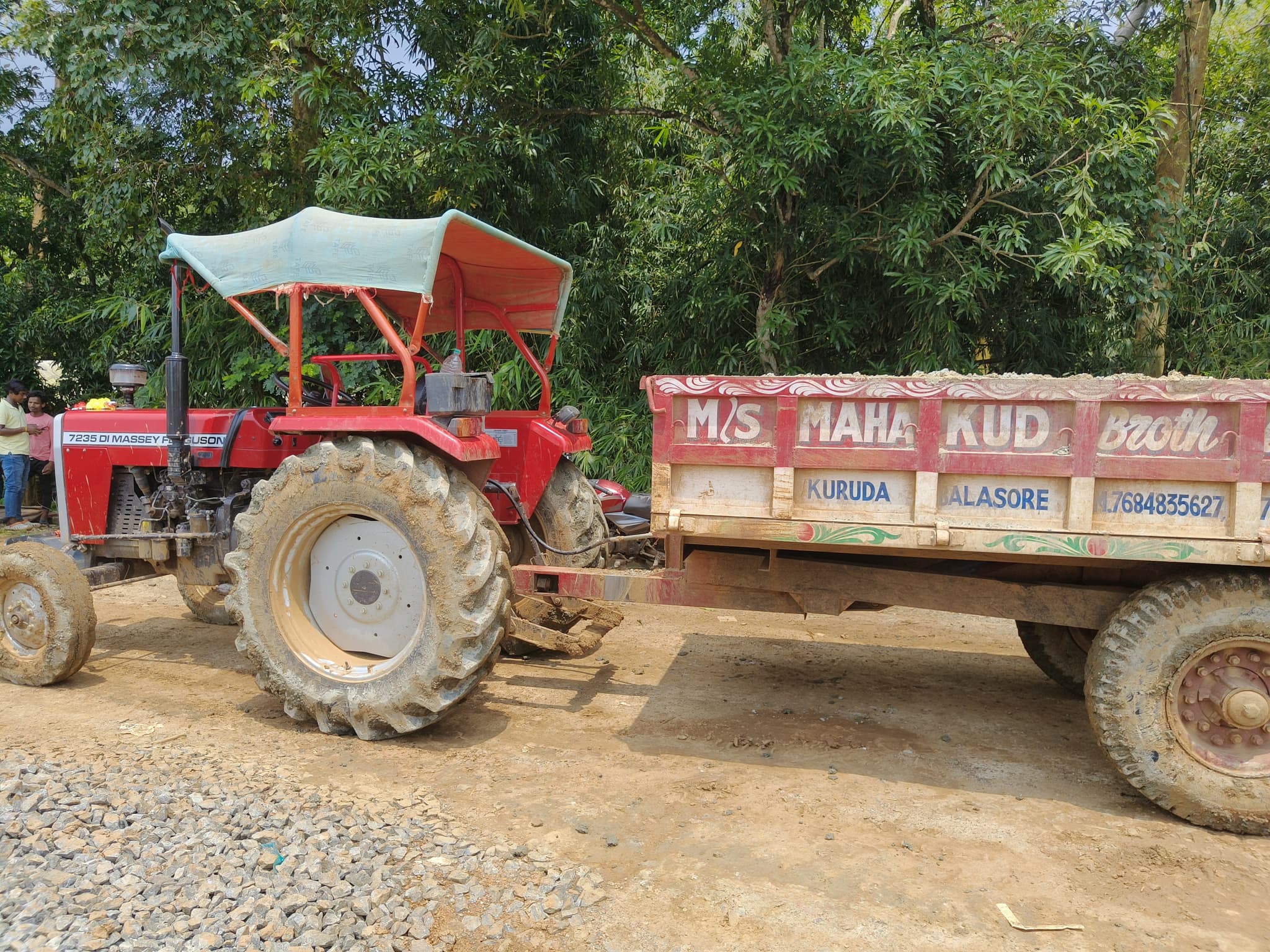 Massey ferguson 7235 DI (4) Massey ferguson 7235 DI (4)