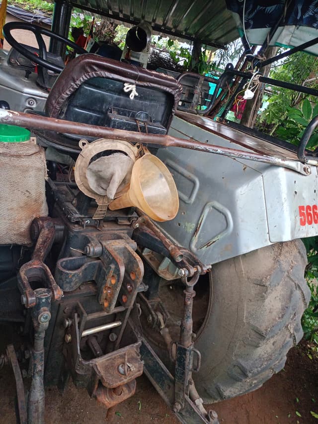 Eicher 5660 (3)