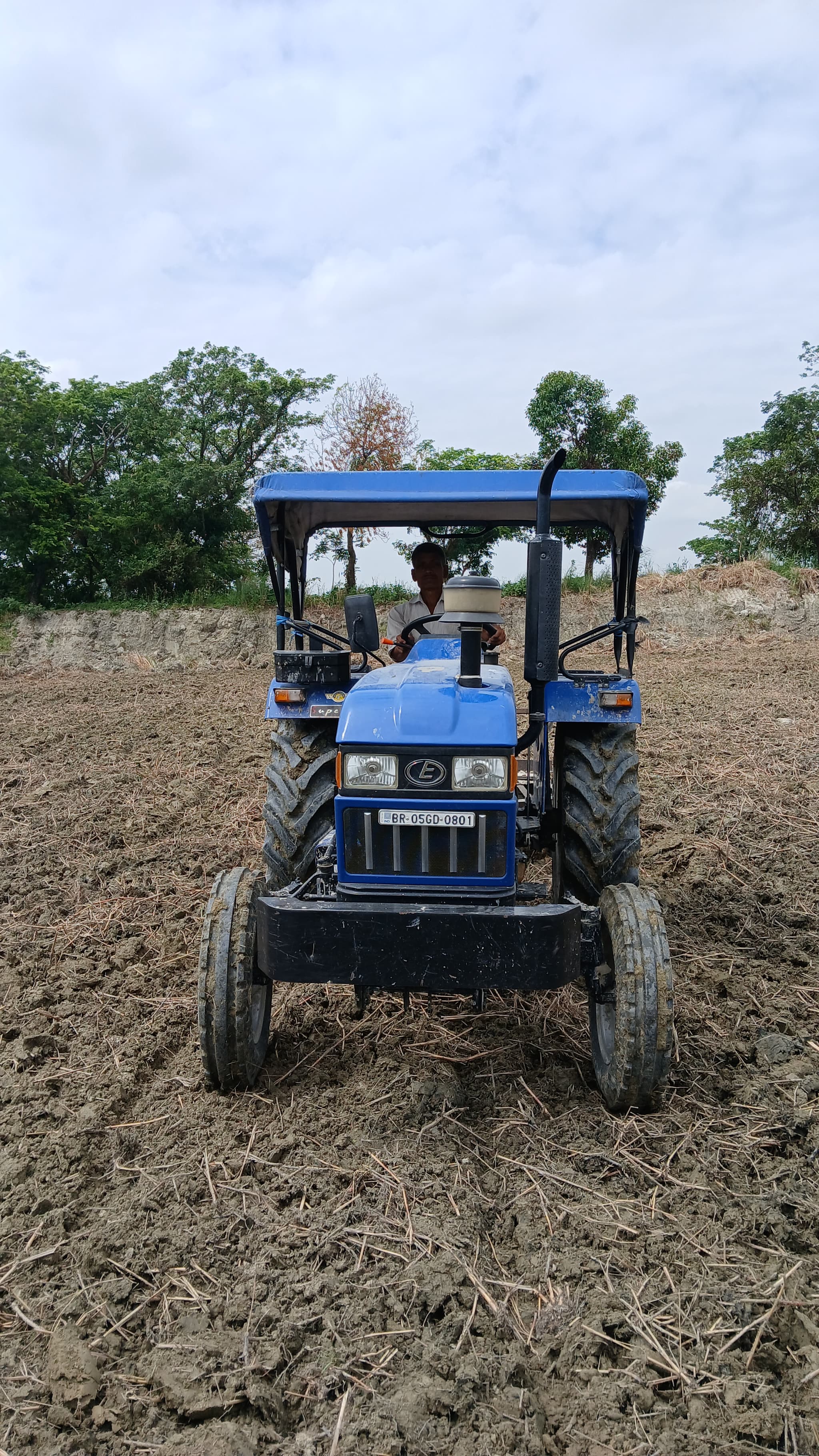 Eicher 380