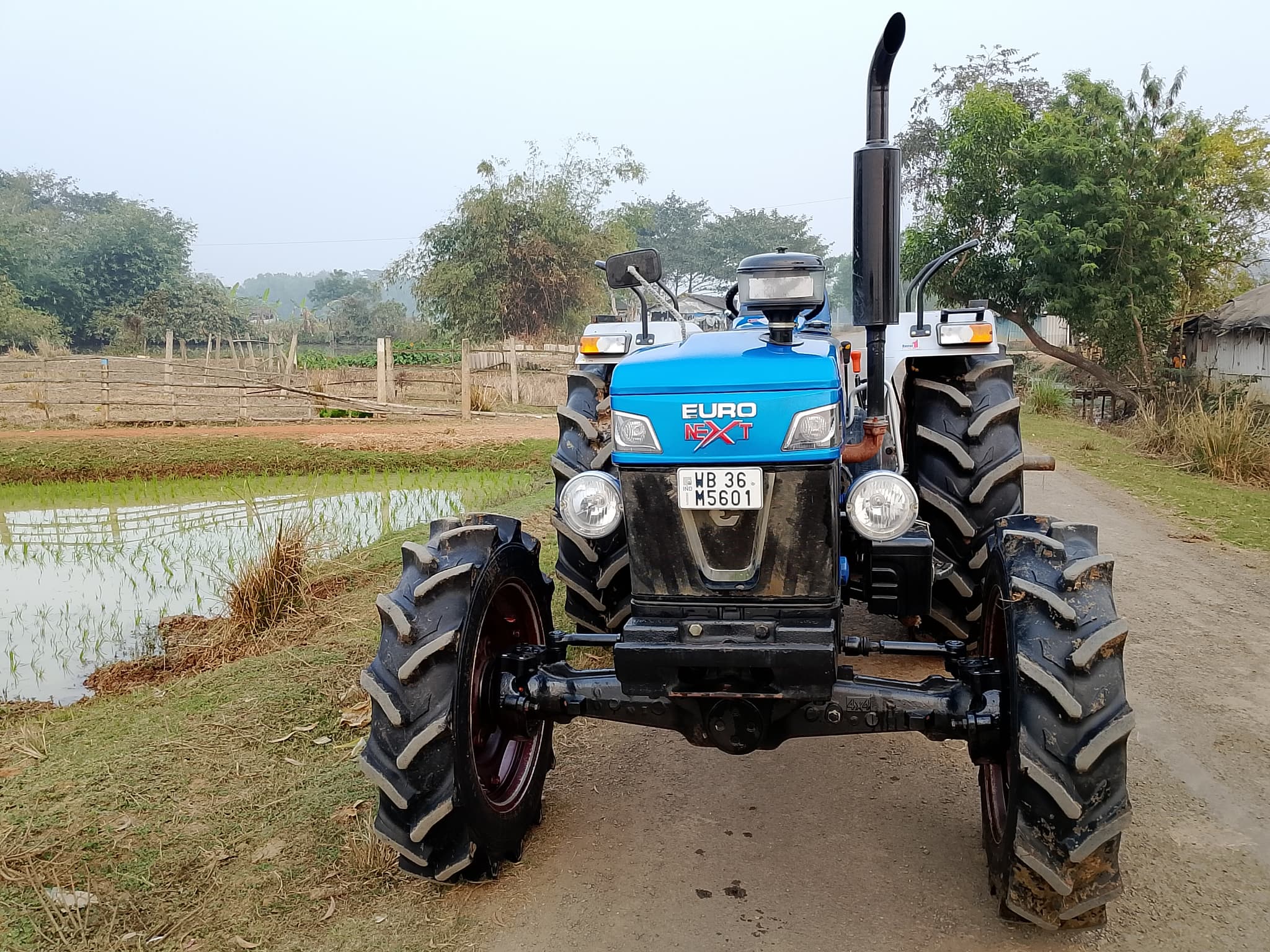Powertrac Euro 55 Next 4WD (3)