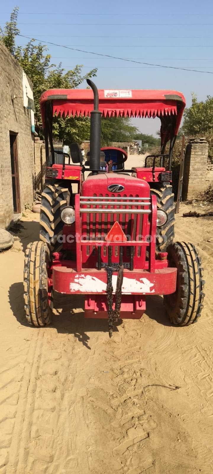 Mahindra 585 DI XP Plus (49.3HP)