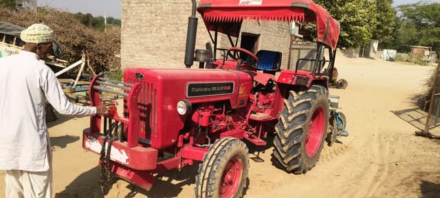 Mahindra 585 DI XP Plus (49.3HP) (4)