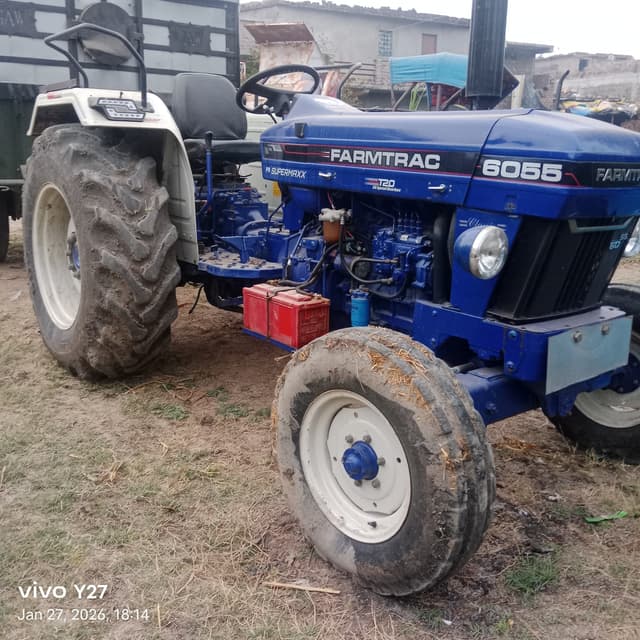 Farmtrac 6055 T20 Classic (55HP) (4) Farmtrac 6055 T20 Classic (55HP) (4)