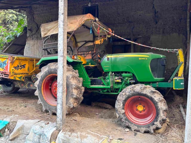 John deere 5045 D Power Pro 4WD (46HP) (1)
