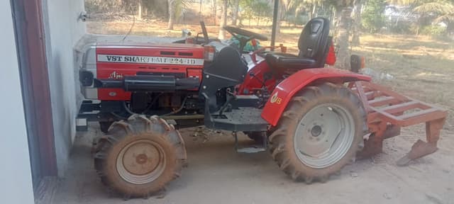 VST VT 224 1D (22HP) (1)
