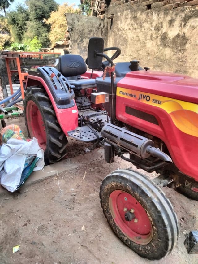 Mahindra JIVO 225 DI 4WD (20HP) (1)