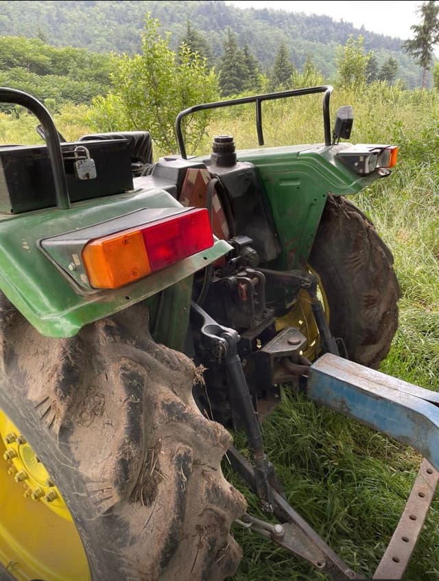 John deere 5045 D (45HP) (2) John deere 5045 D (45HP) (2)