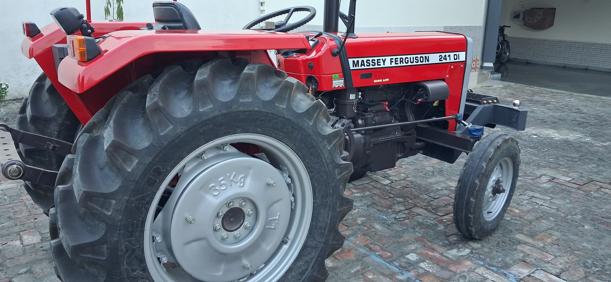 Massey ferguson 241 DI (42HP) (4)