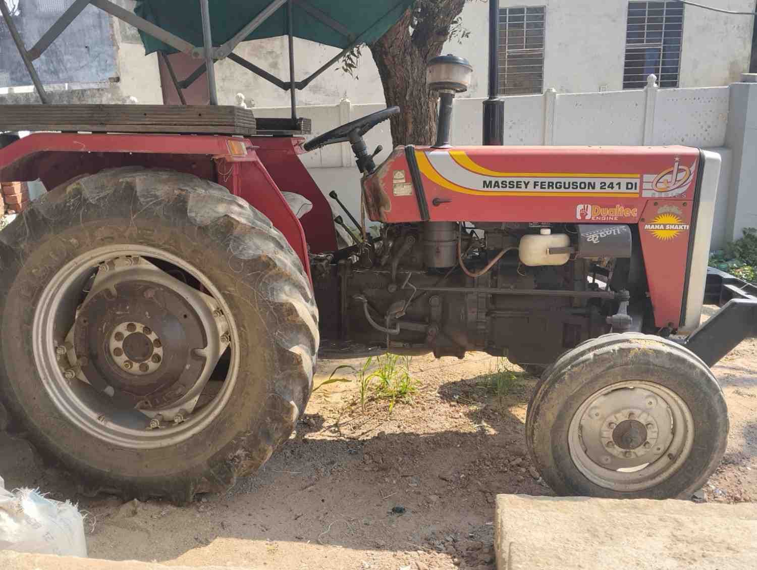 Massey ferguson 241 DI (42HP) (3)