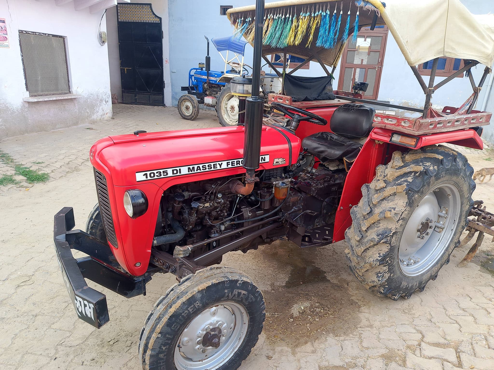 Massey ferguson 1035 DI Dost (35HP) (3) Massey ferguson 1035 DI Dost (35HP) (3)