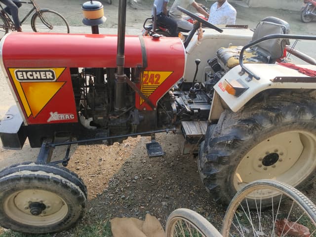 Eicher 242 (25HP) (2) Eicher 242 (25HP) (2)
