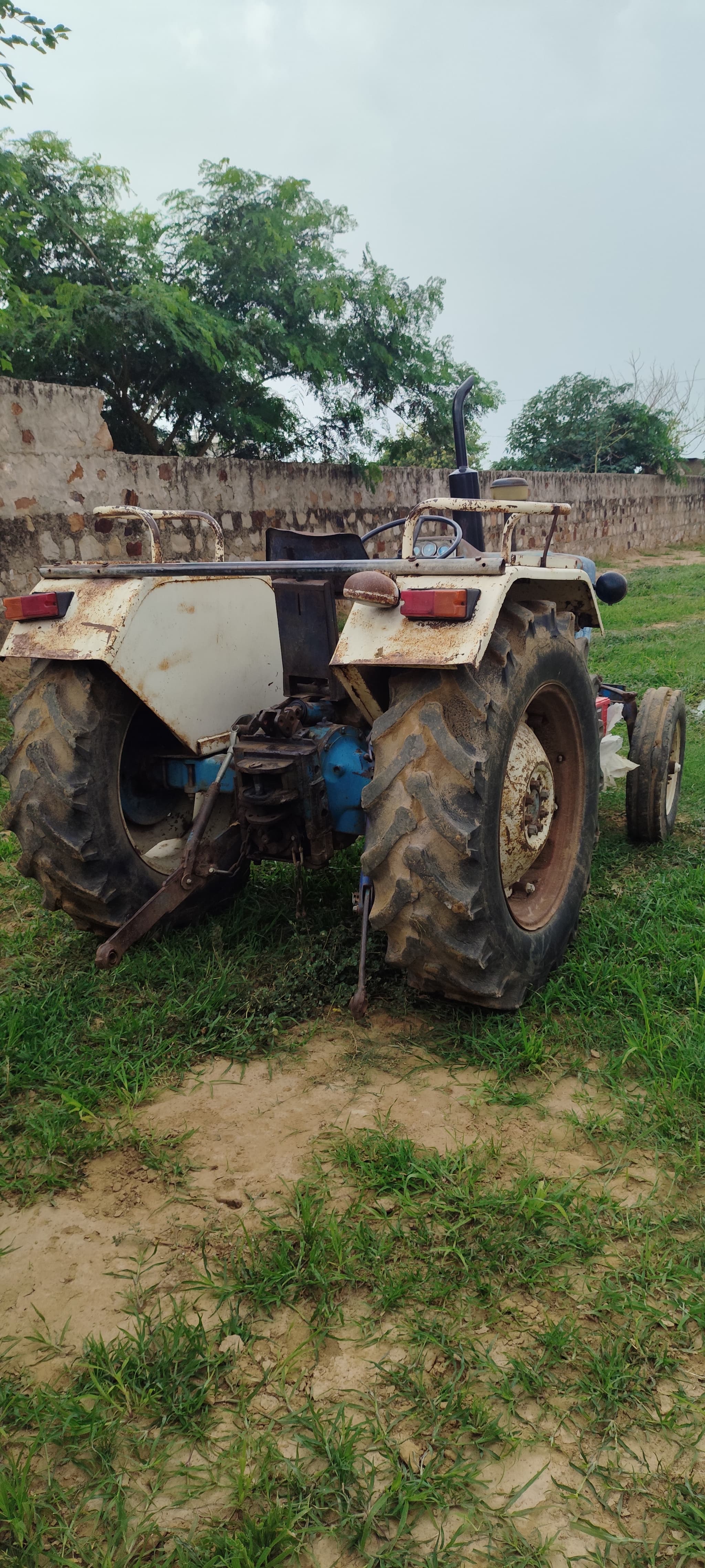 Force Abhiman (27HP) (2) Force Abhiman (27HP) (2)