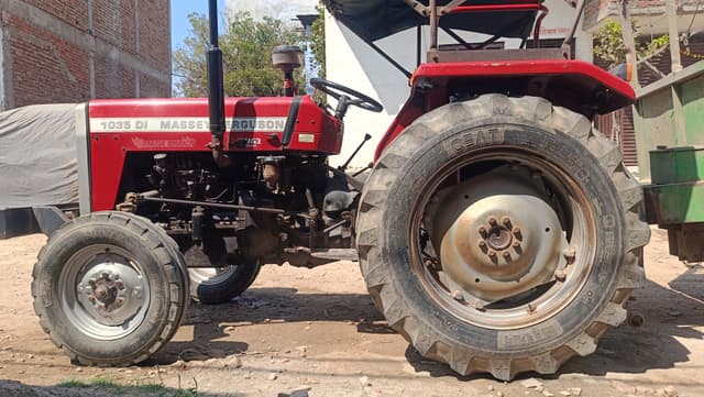 Massey ferguson 1035 DI Maha Shakti (40 HP) (1)