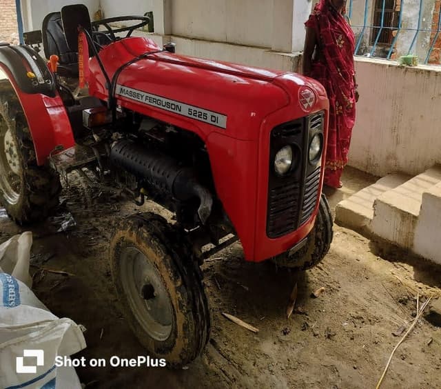 Massey ferguson 5225 2WD (24 HP) (1)