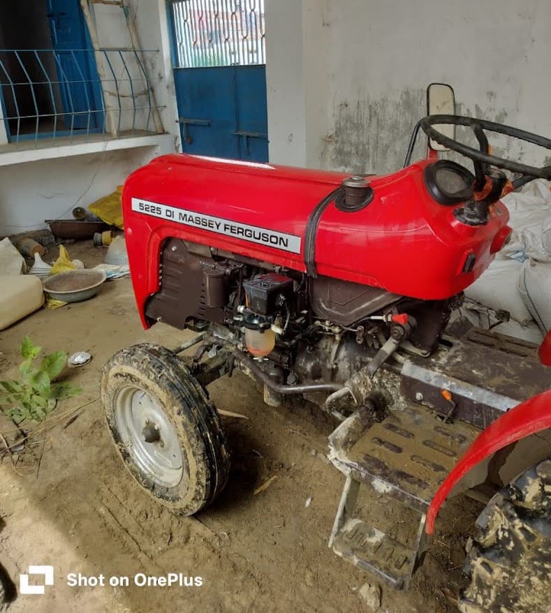 Massey ferguson 5225 2WD (24 HP) (2)