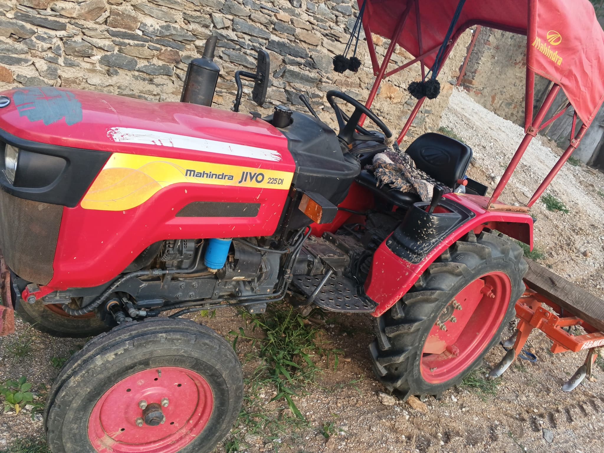 Mahindra JIVO 225 DI (20 HP) (2)