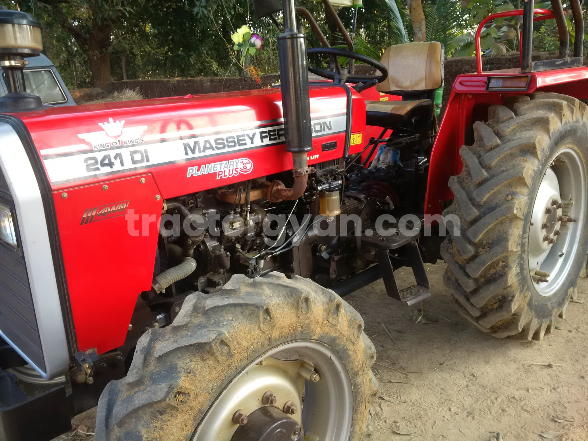 Massey ferguson 241 PD 4WD (2)