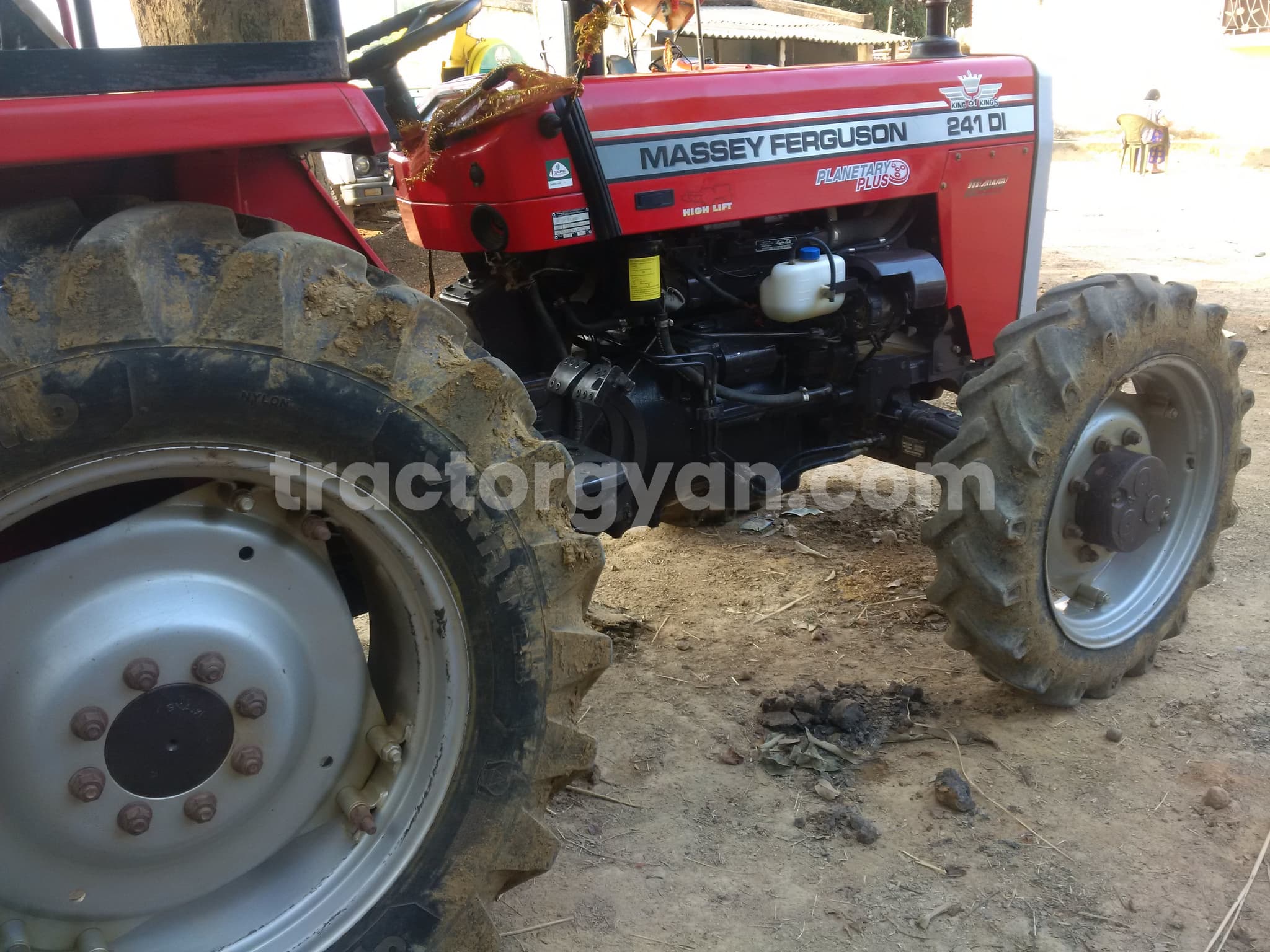 Massey ferguson 241 PD 4WD (4)