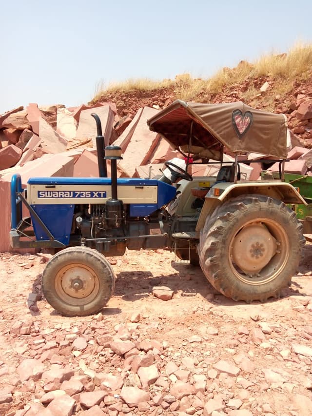 Swaraj 735 XT (2)
