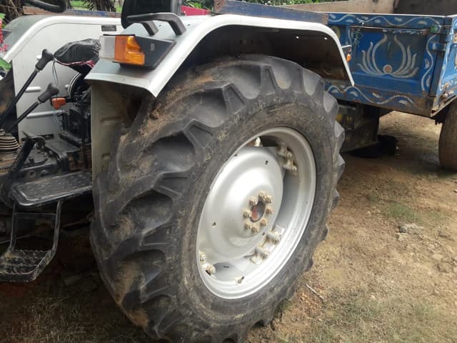 Powertrac 437 (3)