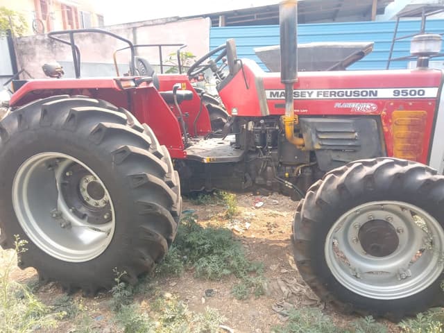 Massey ferguson 9500 Super Shuttle 4WD (4) Massey ferguson 9500 Super Shuttle 4WD (4)