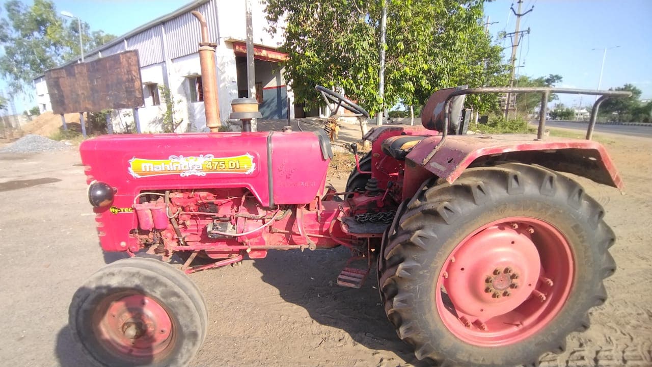 Mahindra 475 DI (2)