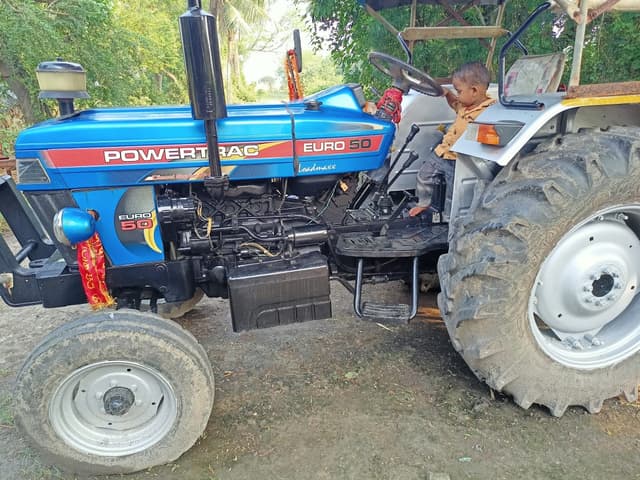 Powertrac Euro 50 (3) Powertrac Euro 50 (3)