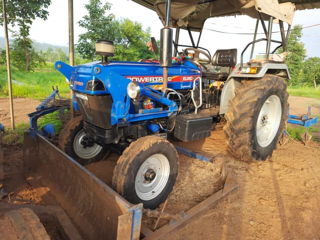 Powertrac Euro 50 (2)