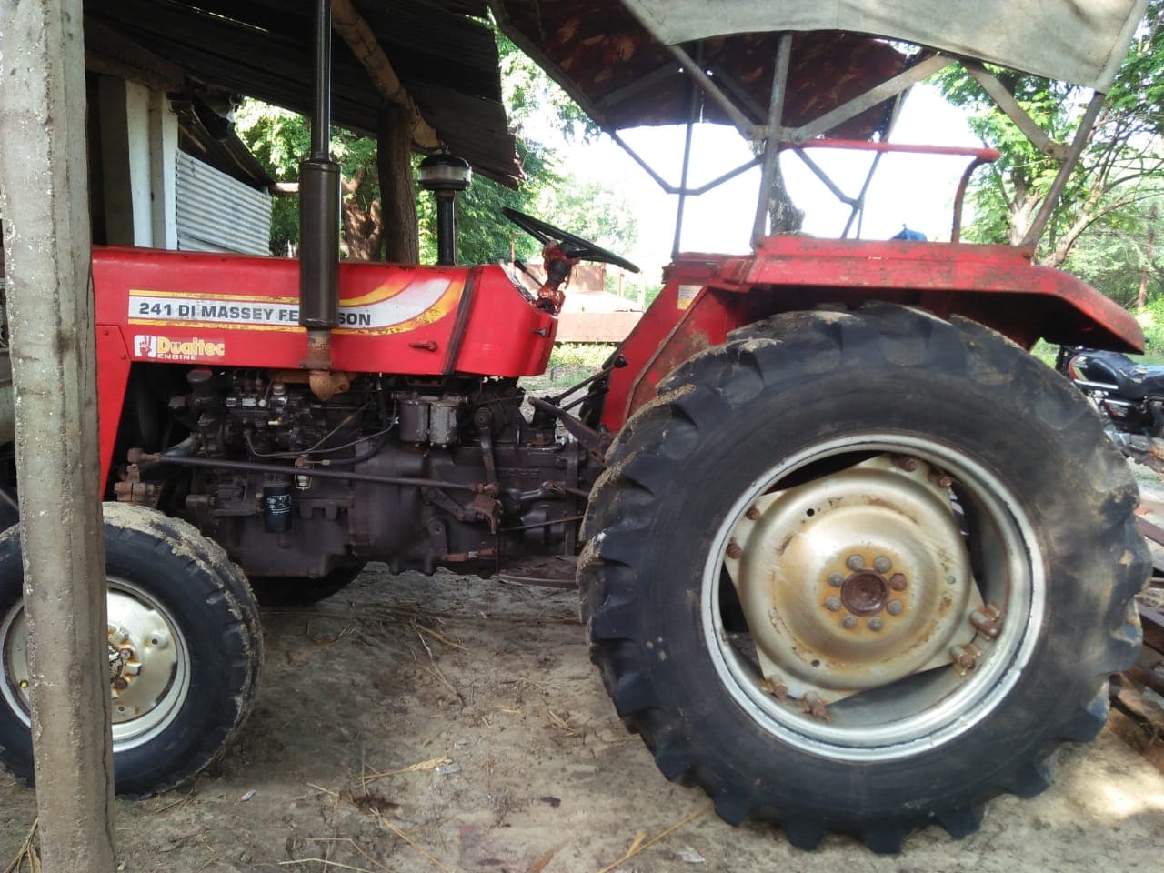 Massey ferguson 241 DI Maha Shakti (2) Massey ferguson 241 DI Maha Shakti (2)
