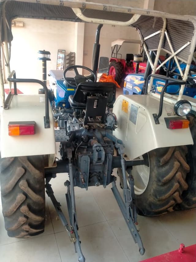 Swaraj 735 FE (3)